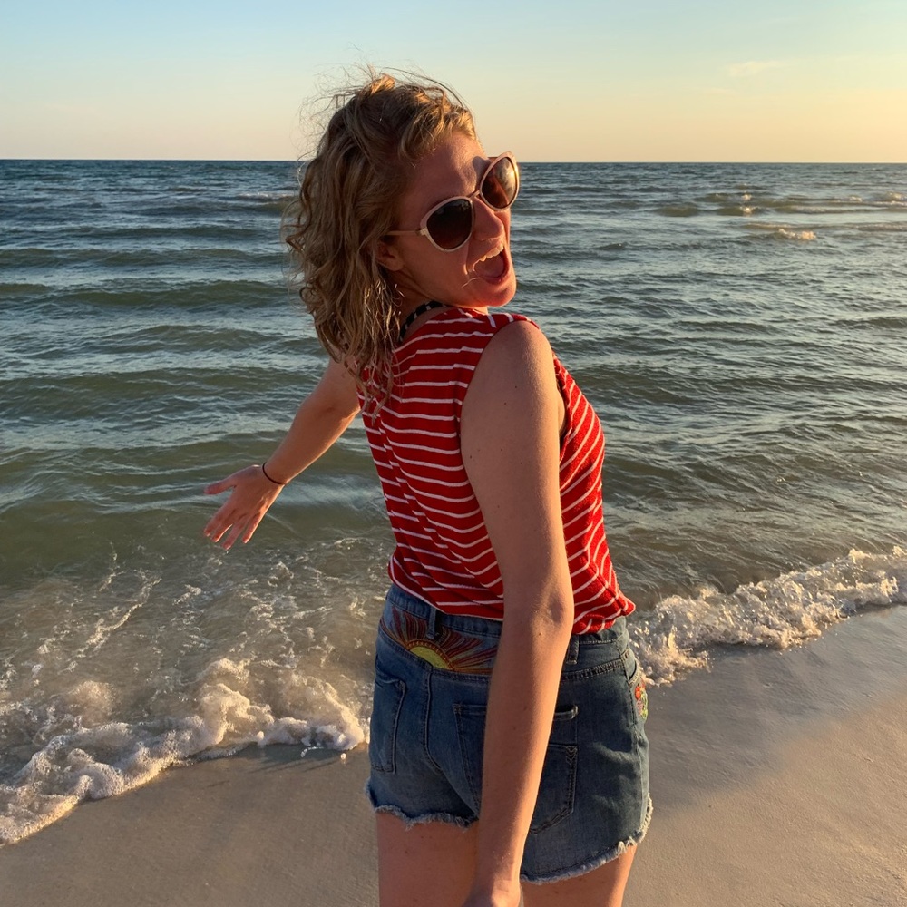 Meet your Posher, Megan